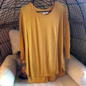 Dressy Mustard Top